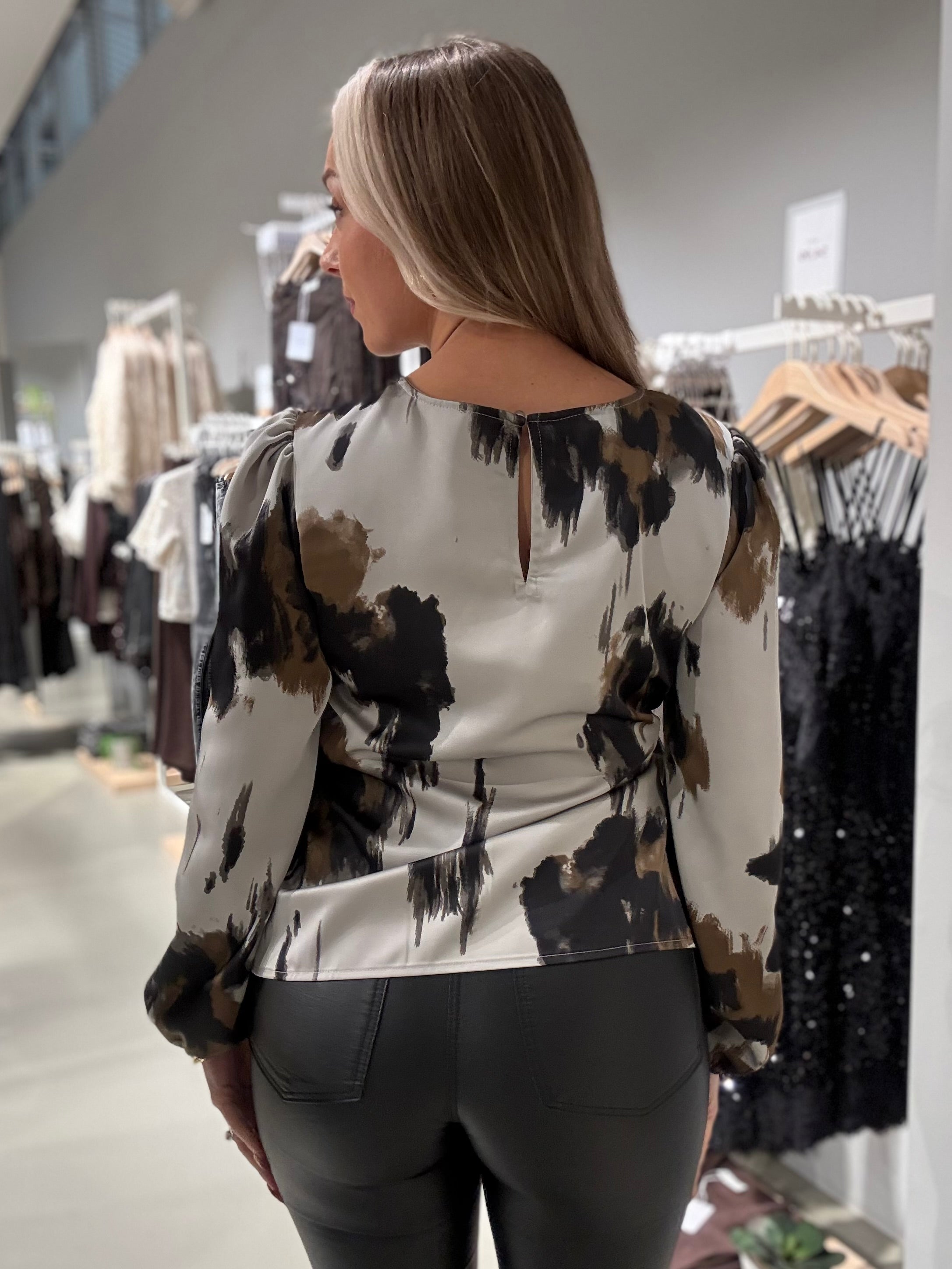 OBJCHILLI Top - Opal Gray
